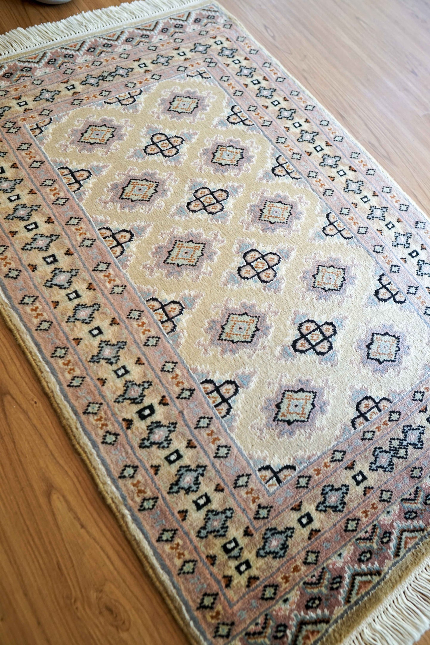 パキスタン手織り絨毯 玄関マット 95×63cm