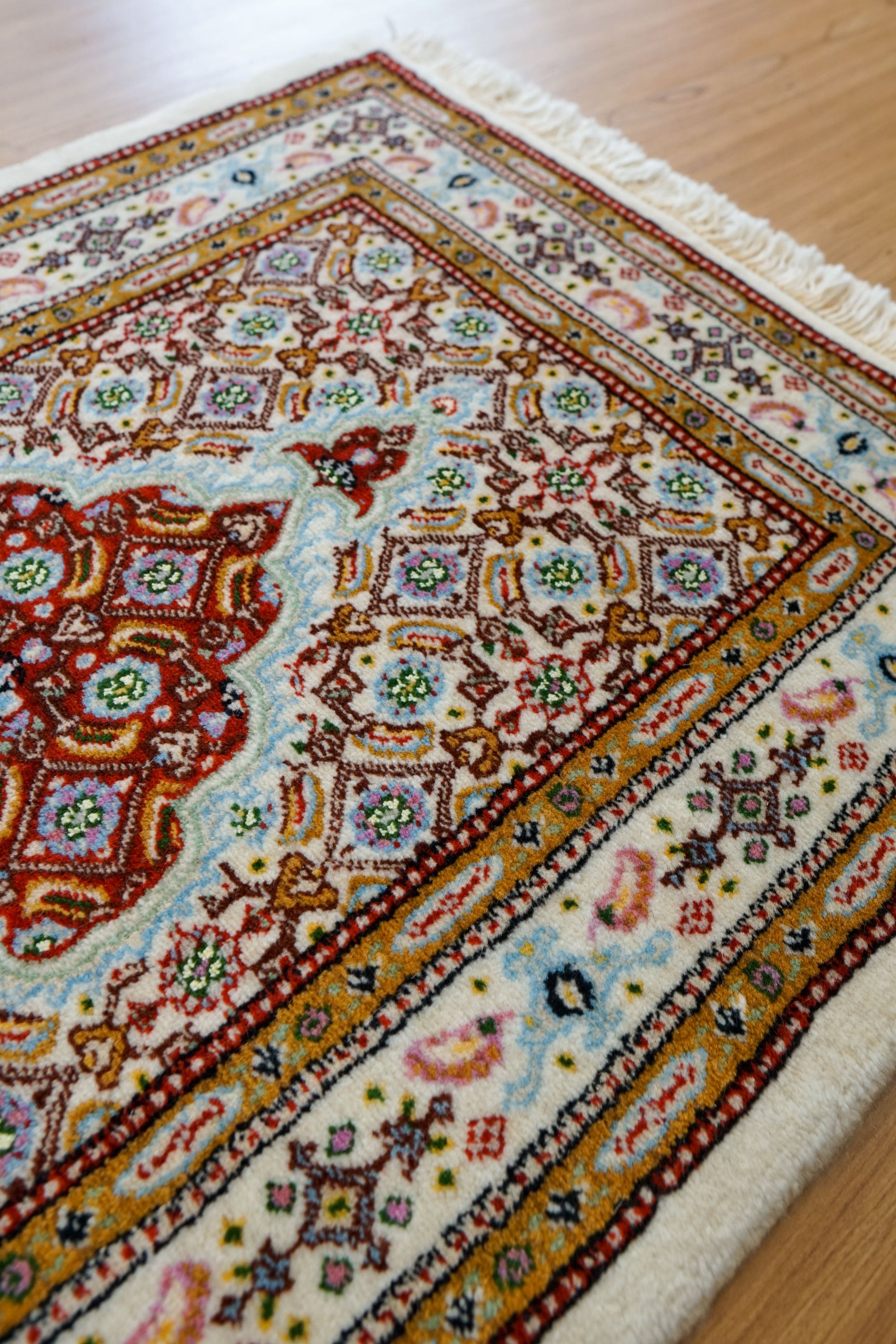 Collection 88×58cm ペルシャ 手織り絨毯　ムード
