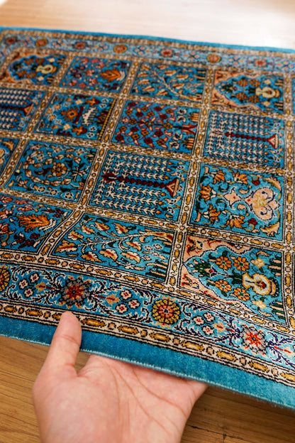  ペルシャ絨毯 クム産 モスサビ房 シルク 89×56cm　