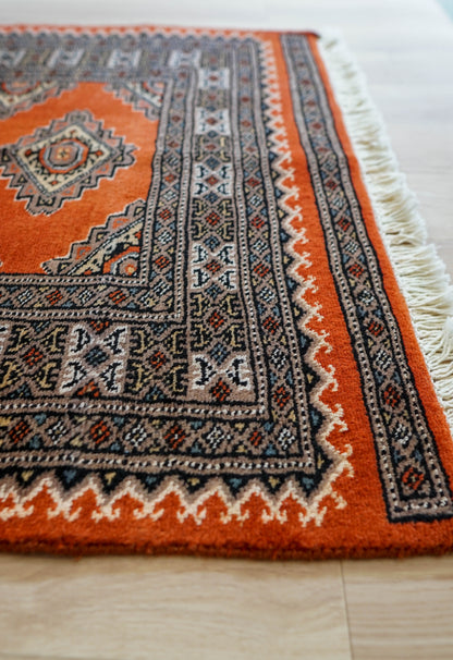 パキスタン手織り絨毯 ジャルダルラグ  132×80cm