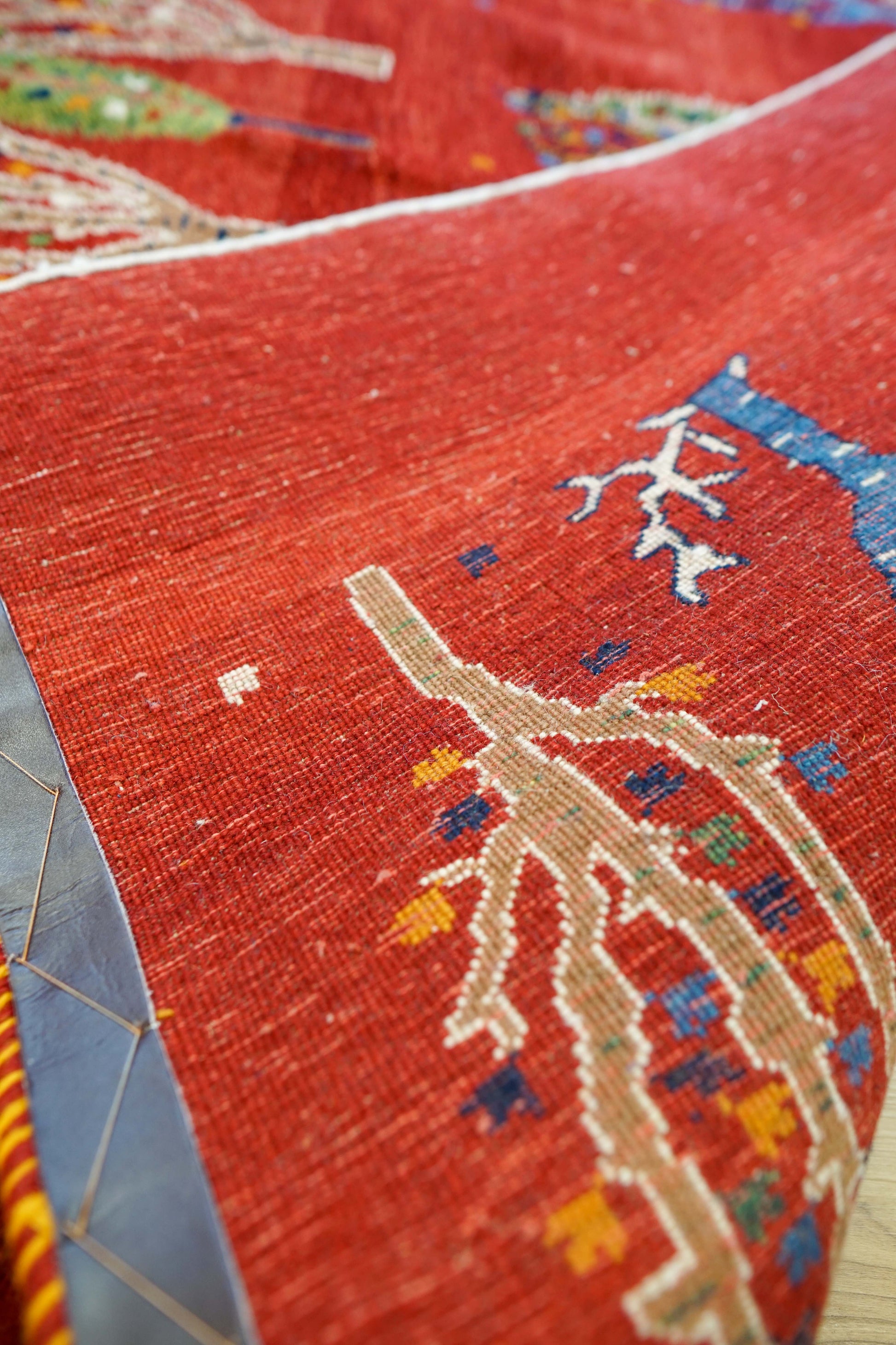  ペルシャ手織りカシュクリギャッベ リズバフト 186×159cm｜生命の木デザイン 高密度織り 大判ウールラグ