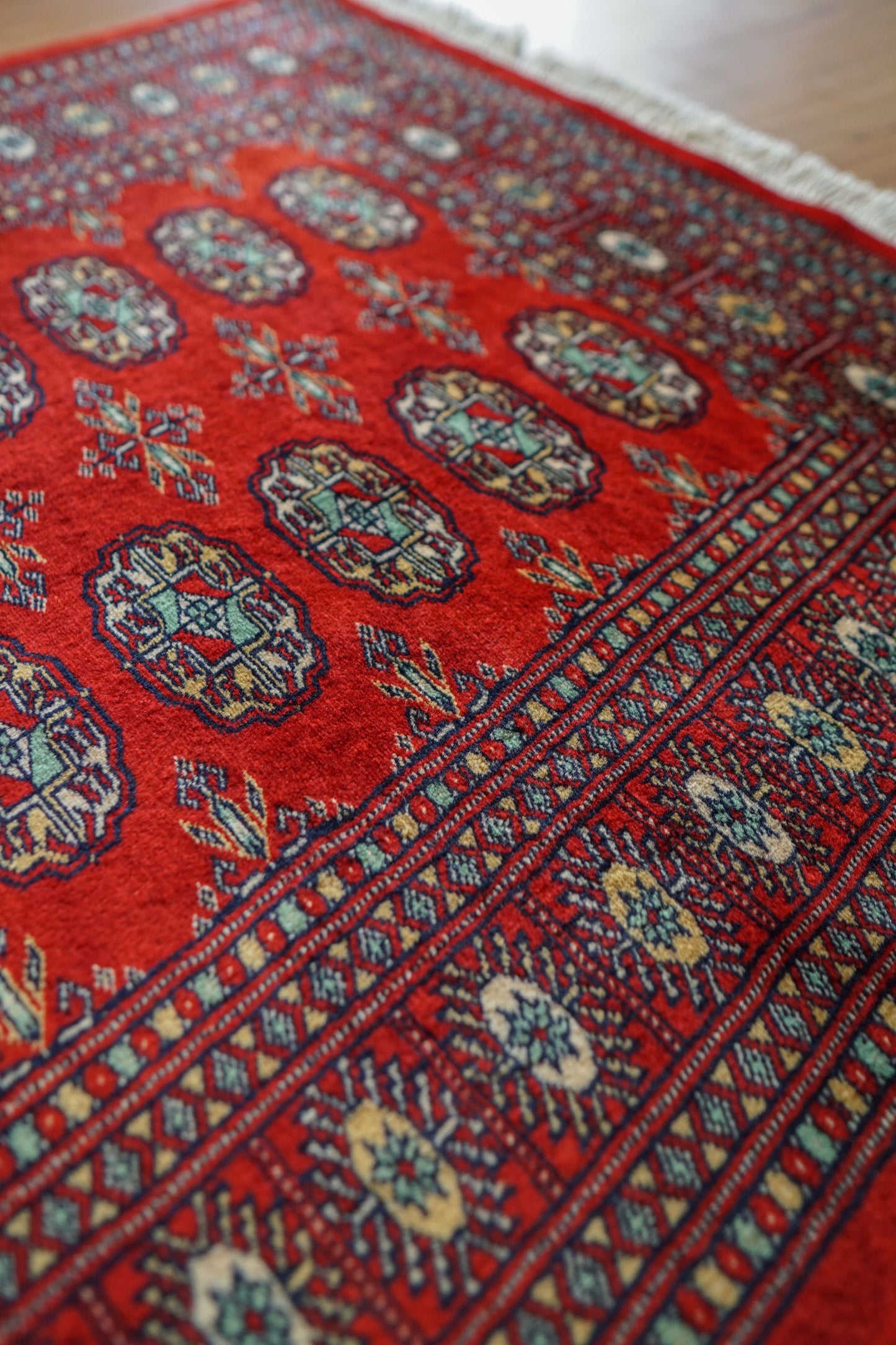  トルクメン ボハララグ 144×94cm｜ニュージーランド産メリノウール パキスタン手織り絨毯