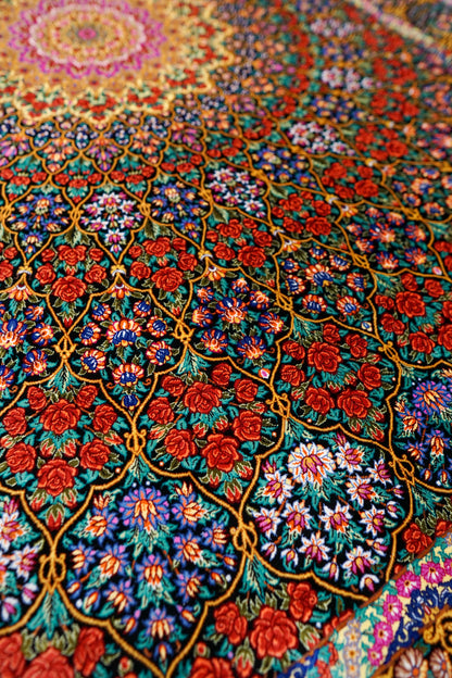  手織りペルシャ絨毯 クム産 アバーシ工房 201×131cm シルク100％ 花文様