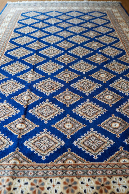  パキスタン手織り絨毯 185×126cm . トライバルラグ