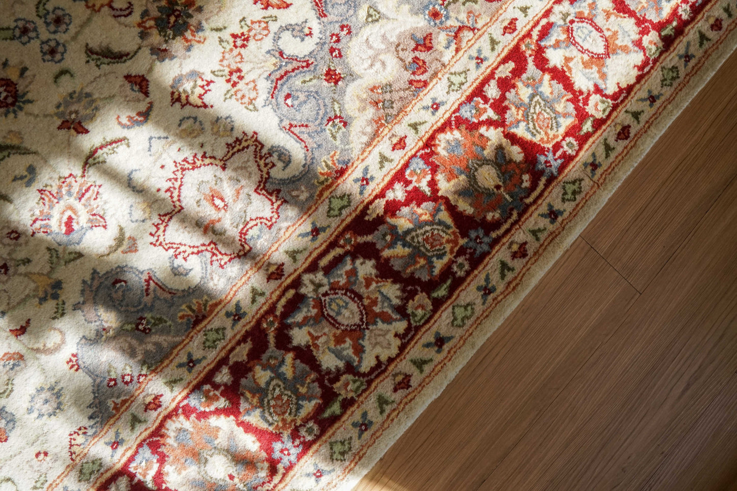  手織りペルシャ絨毯 オリエンタルラグ 228×144cm