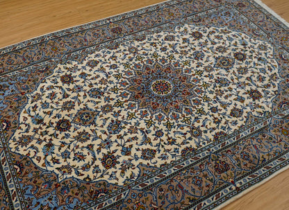  ペルシャ絨毯 カシャーン産 226×152cm (カシャン)｜伝統メダリオンデザイン・上品なアイボリー×ブルー