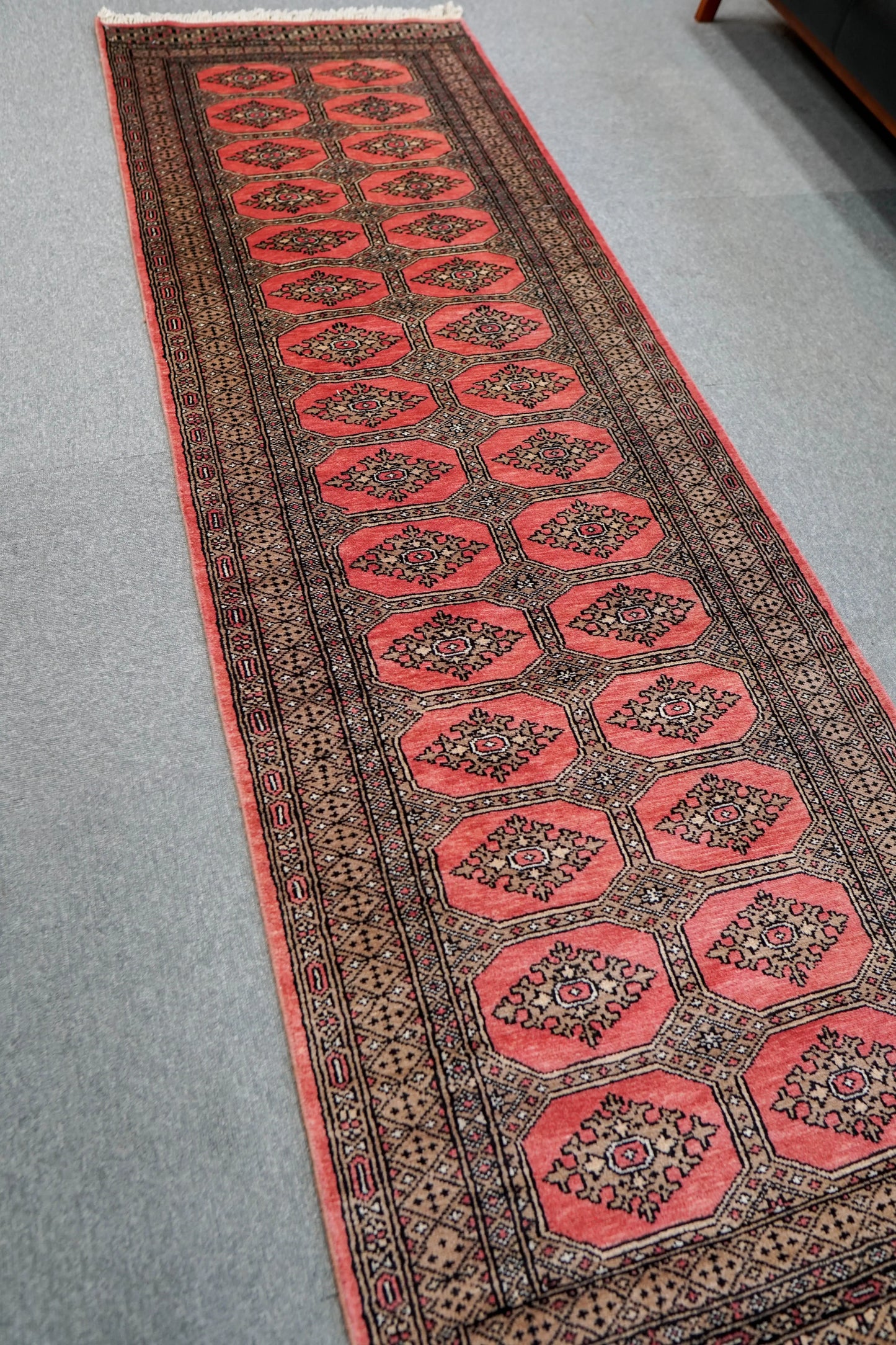 249×80cm パキスタン手織り絨毯　ランナー Decorworks