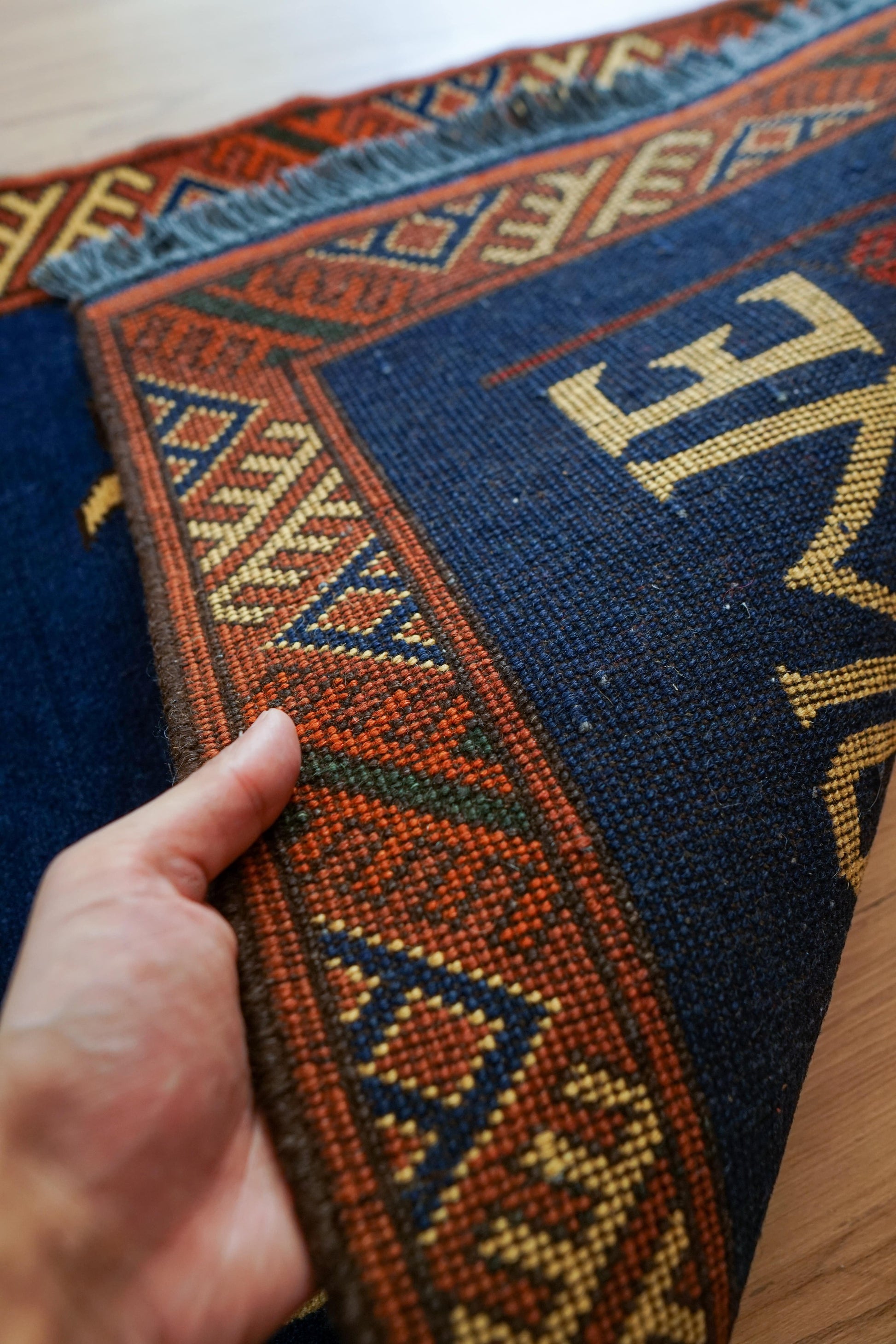 Collection アフガニスアン手織り絨毯　85×61cm