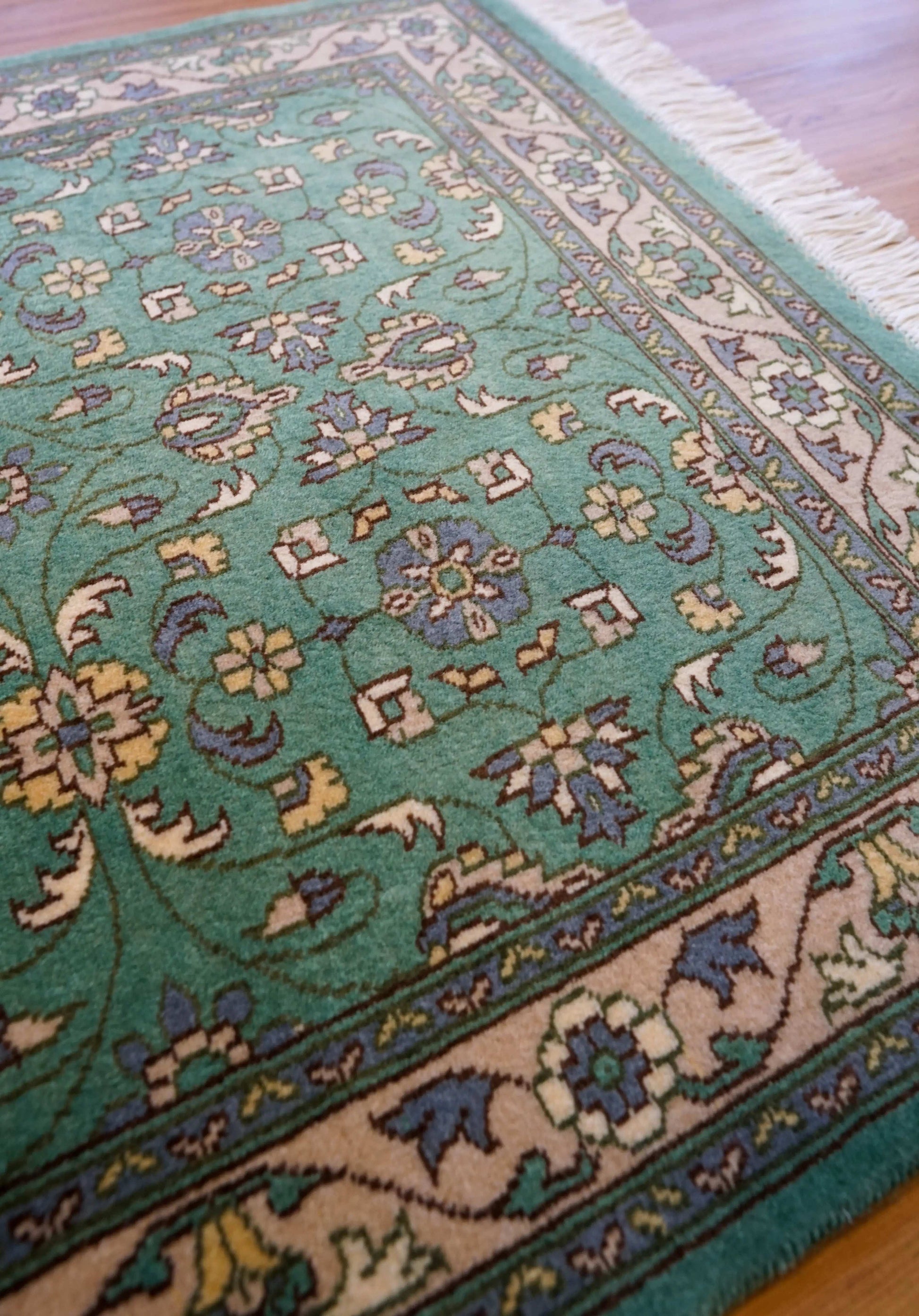  パキスタン手織り絨毯 124×80cm｜高密度ウール・ニュージーランド梳毛使用