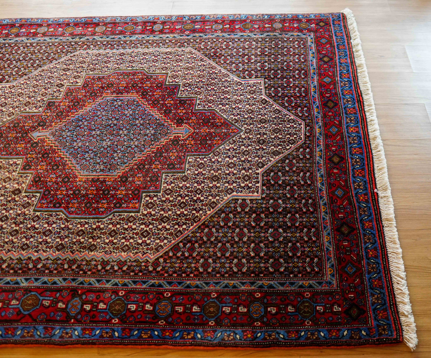 手織りペルシャ絨毯 セネンダジ産 164×152cm