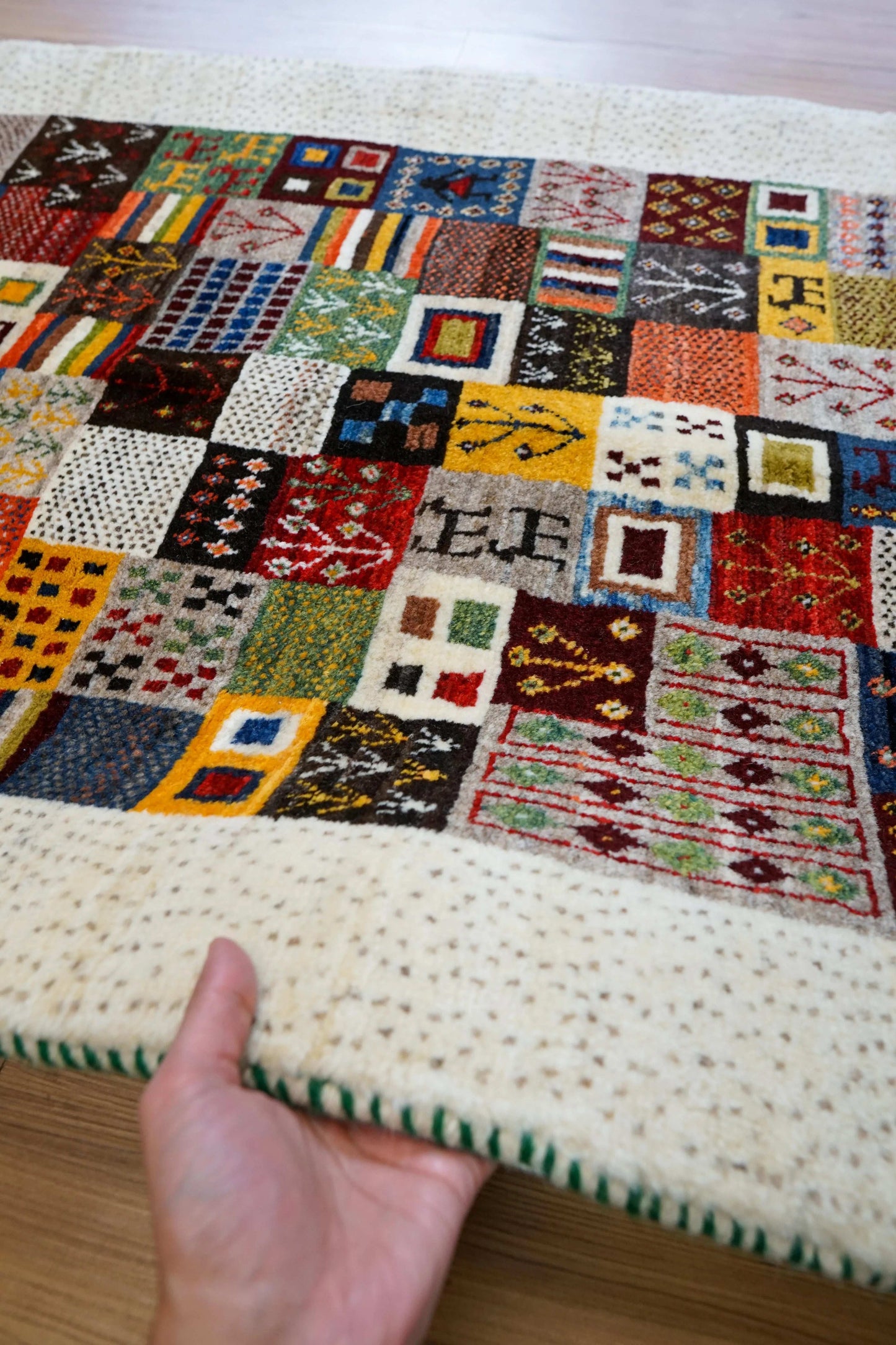  ペルシャ絨毯 カシュクリ ギャッベ リズバフトギヤべ 130×85cm