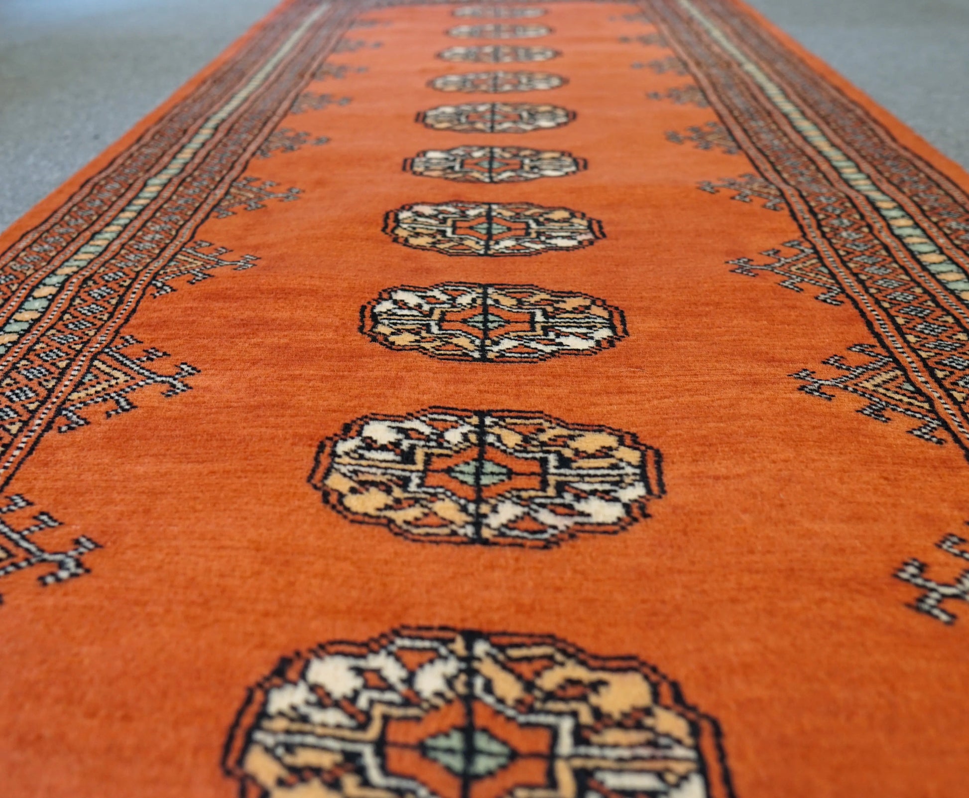256×78cm パキスタン手織り絨毯 トルクメン ボハララグ Decorworks