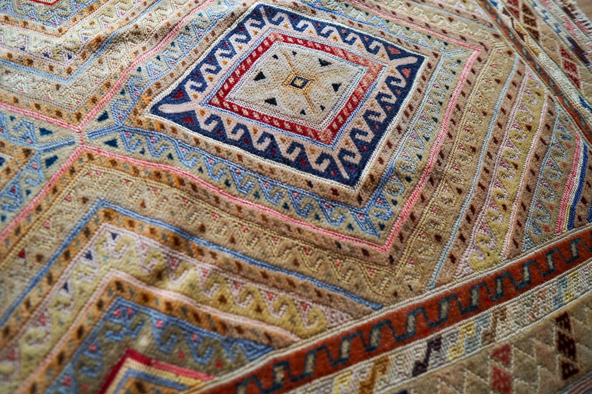 Collection 120×80cm アフガニスタン オールドマシュワニキリム 手織り 絨毯