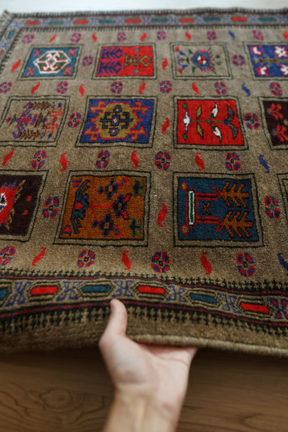  132×94cm バルーチ絨毯 ヴィンテージ トライバルラグ ペルシャ絨毯