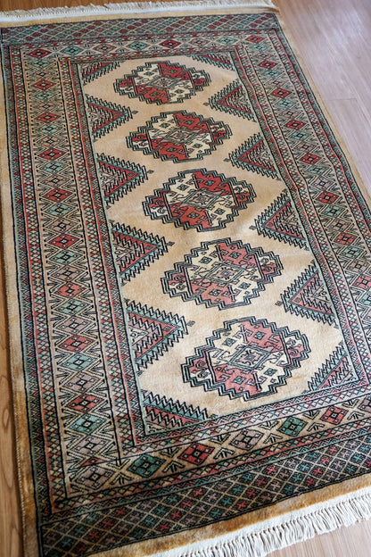  パキスタン手織り絨毯 ジャルダール柄 メリノウール 123×80cm