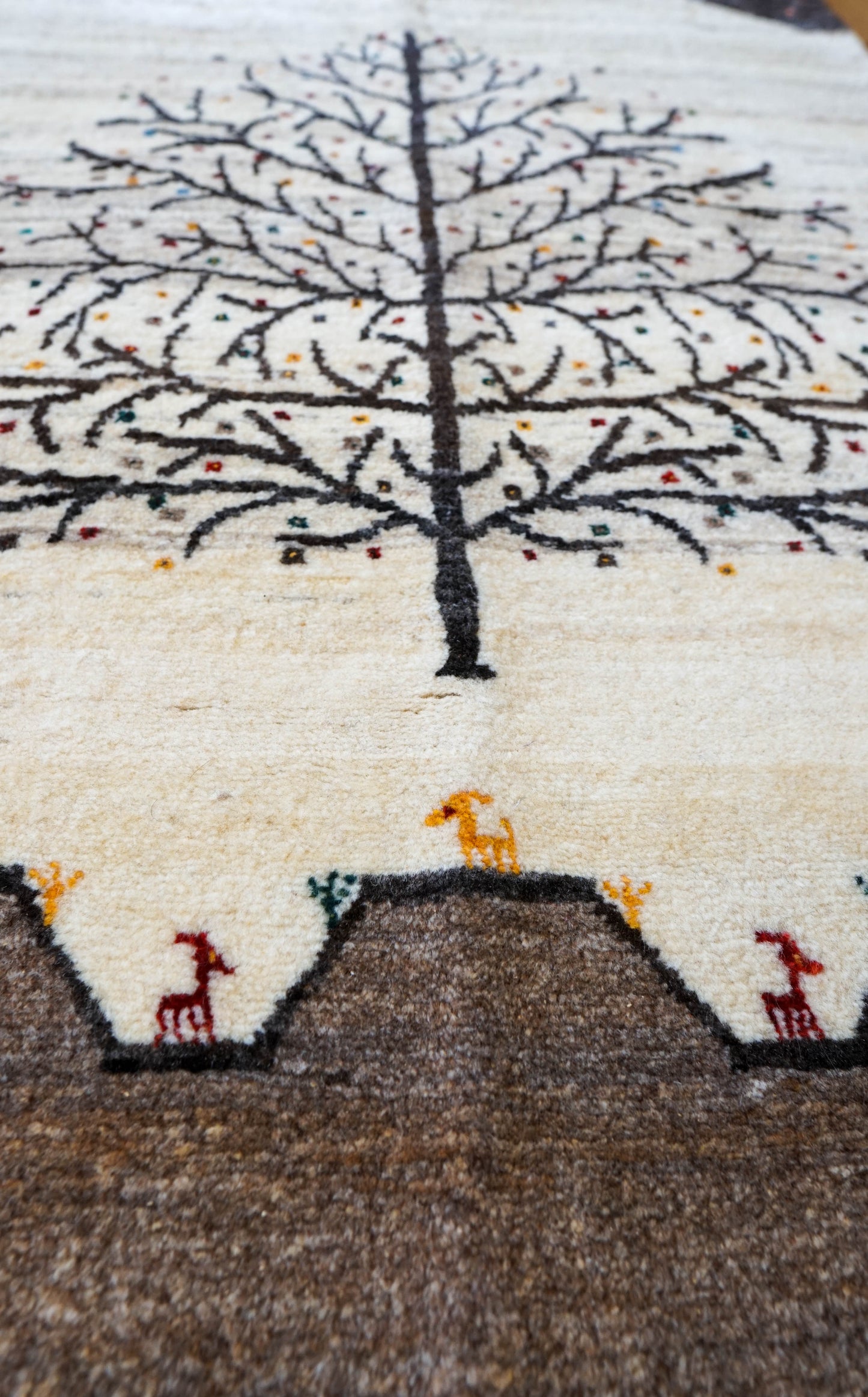  ペルシャギャッベ 手織り カシュクリギャベ 141×86cm