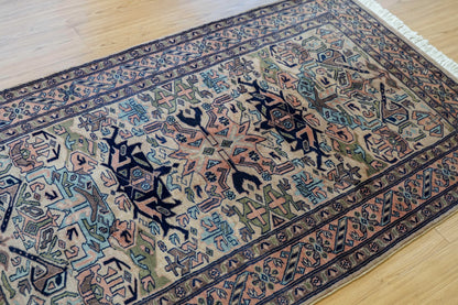  パキスタン手織り絨毯 トライバルラグ 160×98cm ウール