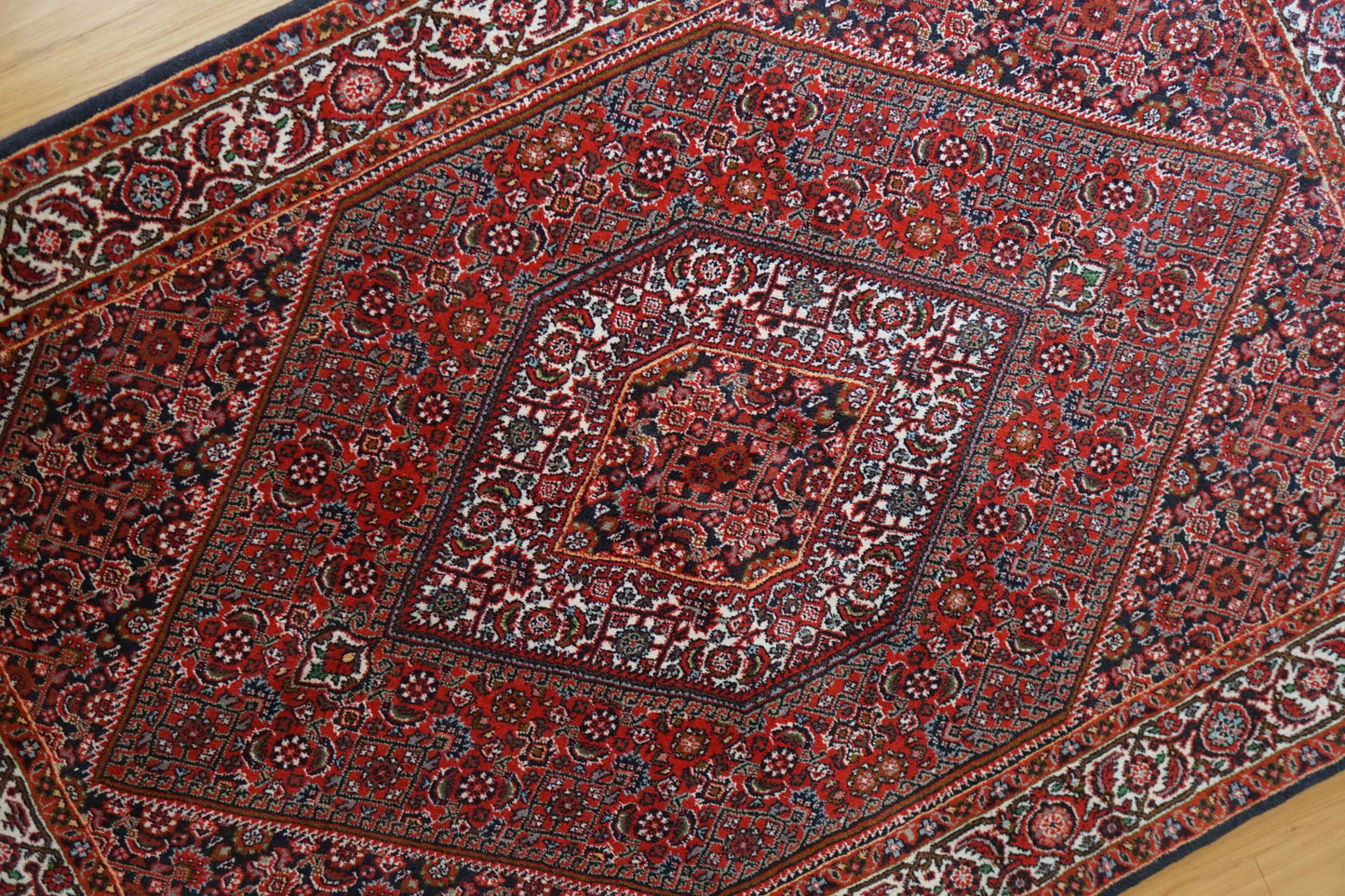 ペルシャ手織り絨毯 ビジャー産 171×113cm｜ ウール リビングサイズ ビジャール