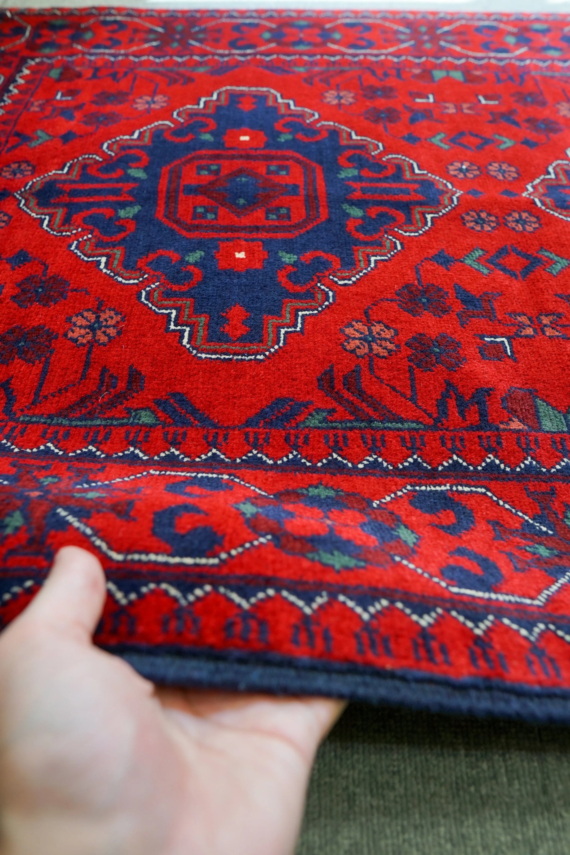 121×83cm アフガニスタン手織り絨毯 カールモハメディ - Decorworks