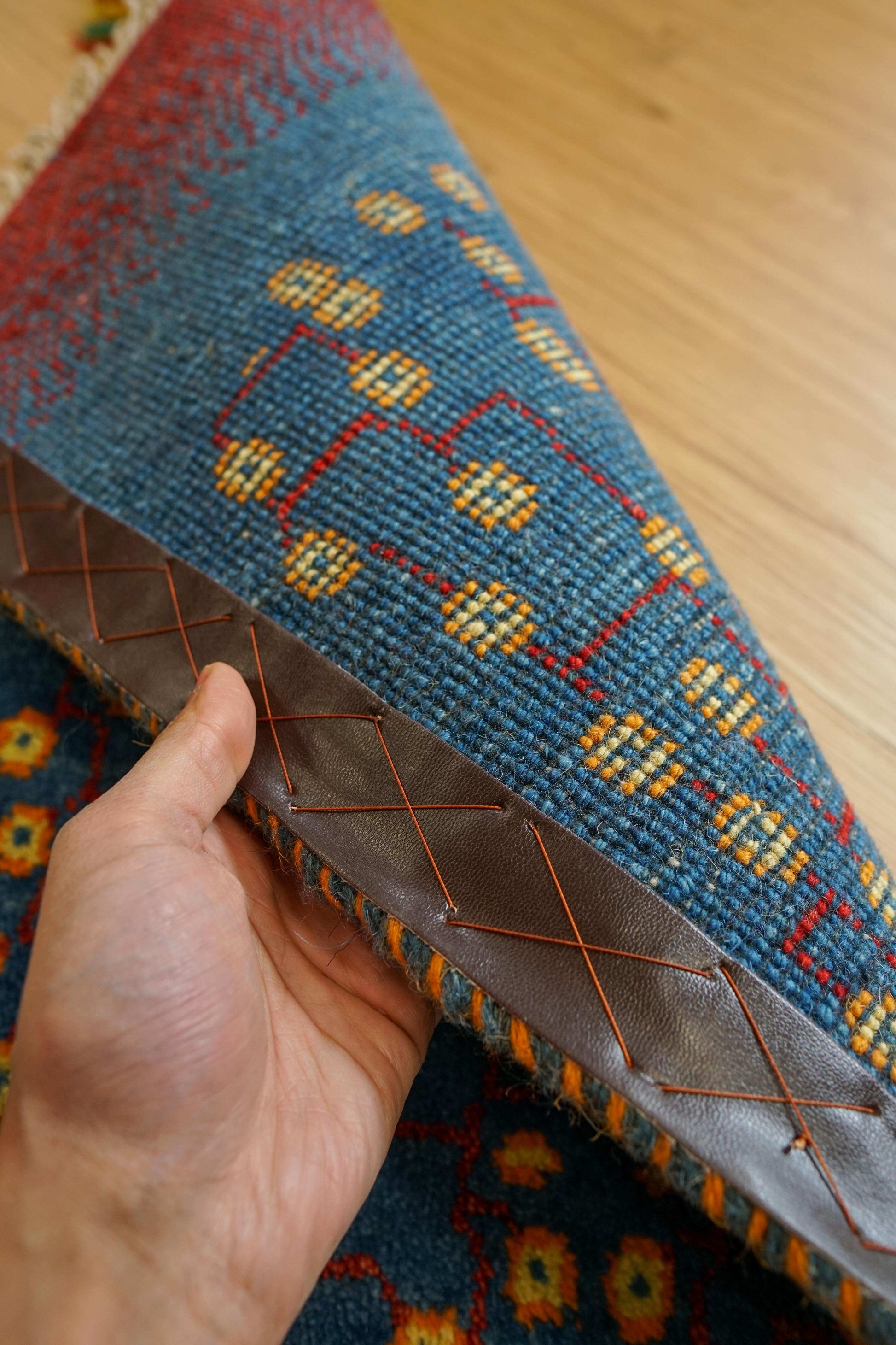  76×52cm ペルシャ絨毯 手織りギャッベアマレ族
