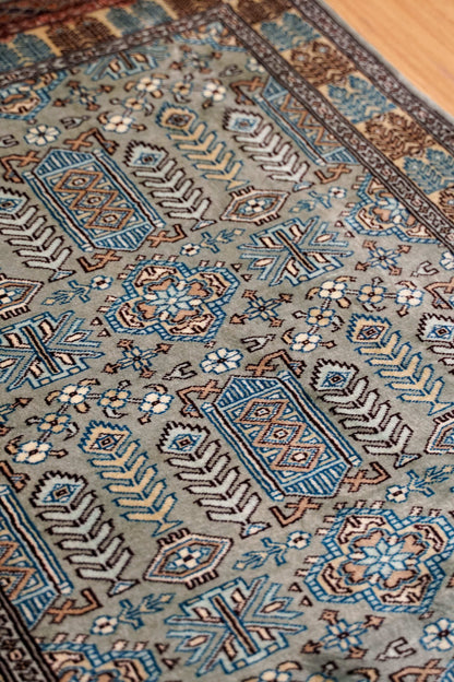  123×81cm パキスタン手織り絨毯