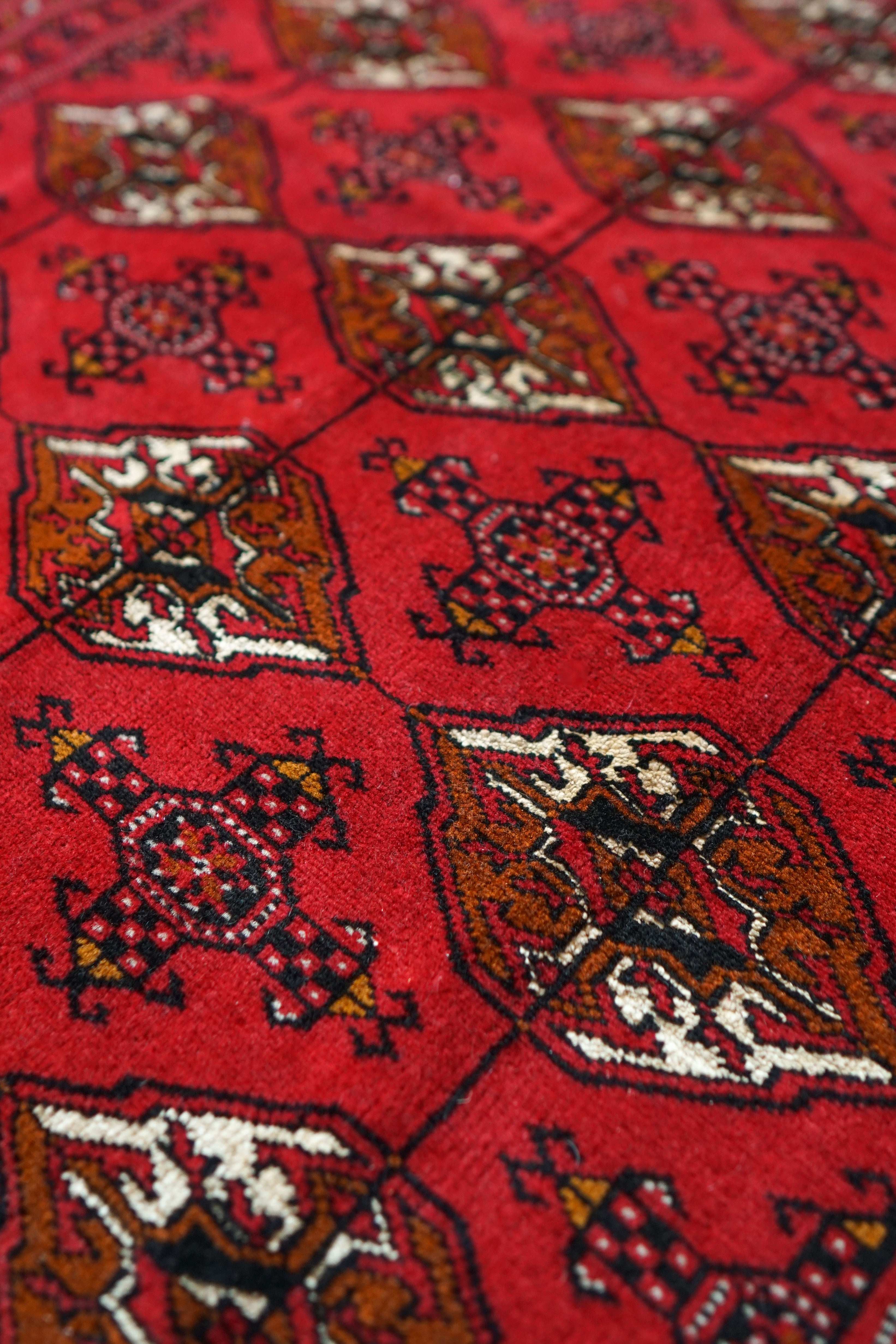 希少！トルクメン Bokhara「ボハラ」手織りラグ 192×126cm トルクメン ボハラ手織り絨毯 - Decorworks