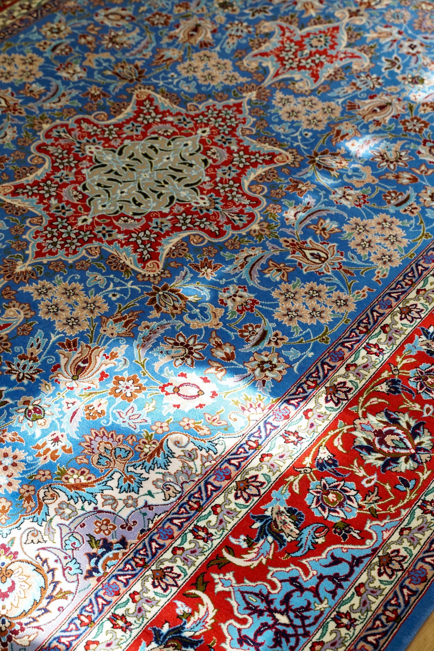  ペルシャ絨毯 イスファハン産 220×150cm  シャジュン房  4661