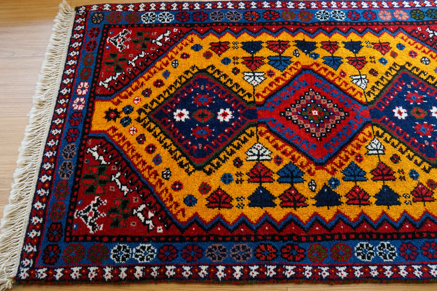 手織りペルシャ絨毯 ヤラメ 100×59cm｜トライバルデザイン ウールラグ