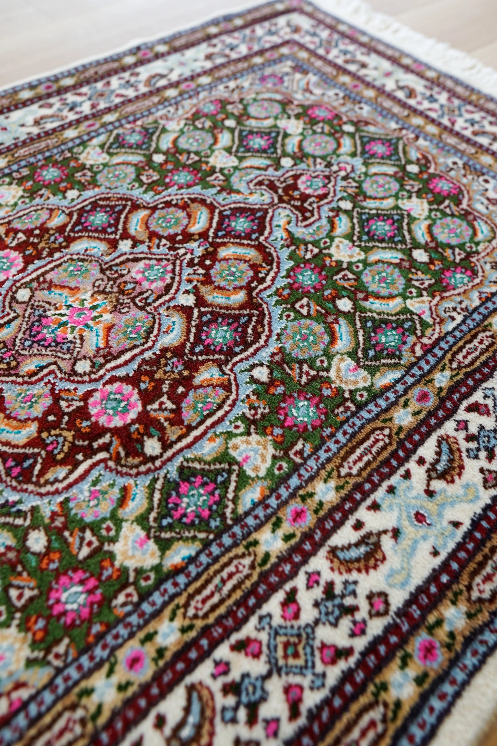 90×59cm   ペルシャ 手織り絨毯 Decorworks