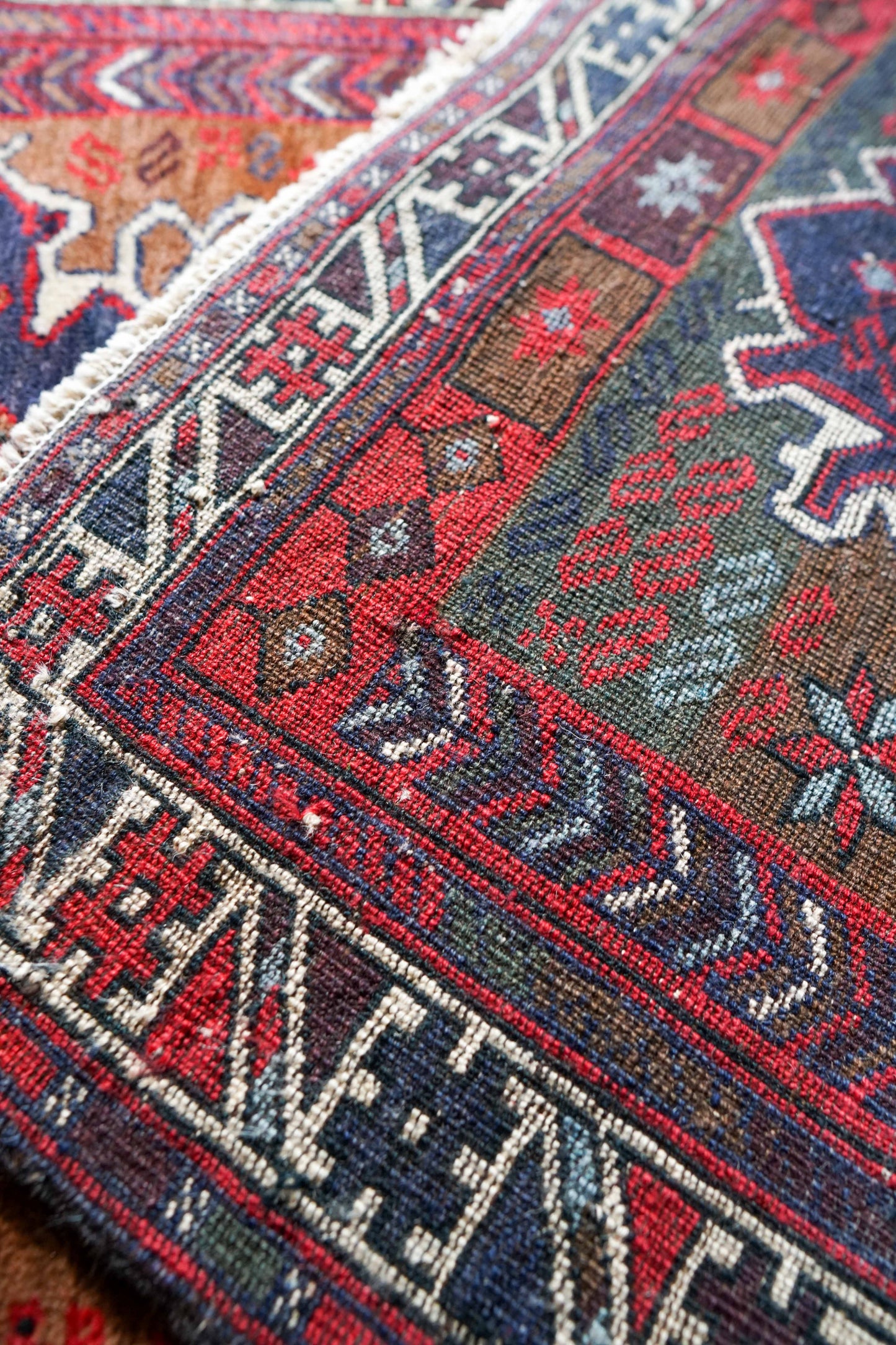  トライバルラグ ペルシャ絨毯 バルーチ 140x84cm