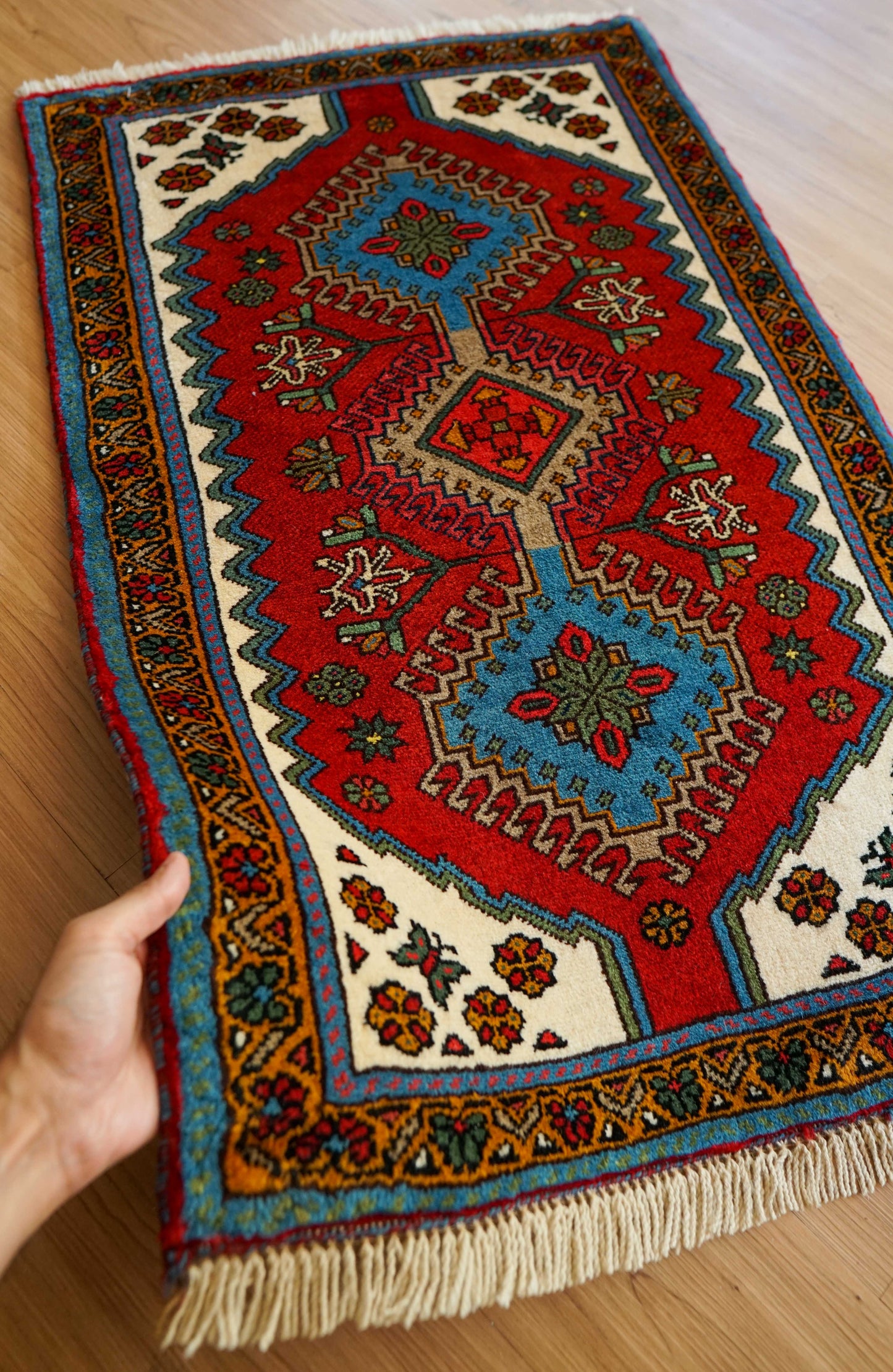  ペルシャ絨毯 ヤラメ97×63cm