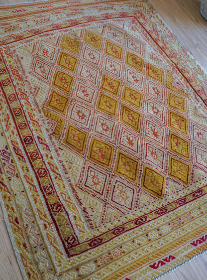 Collection アフガン手織りマシュワニキリム 121×94cm