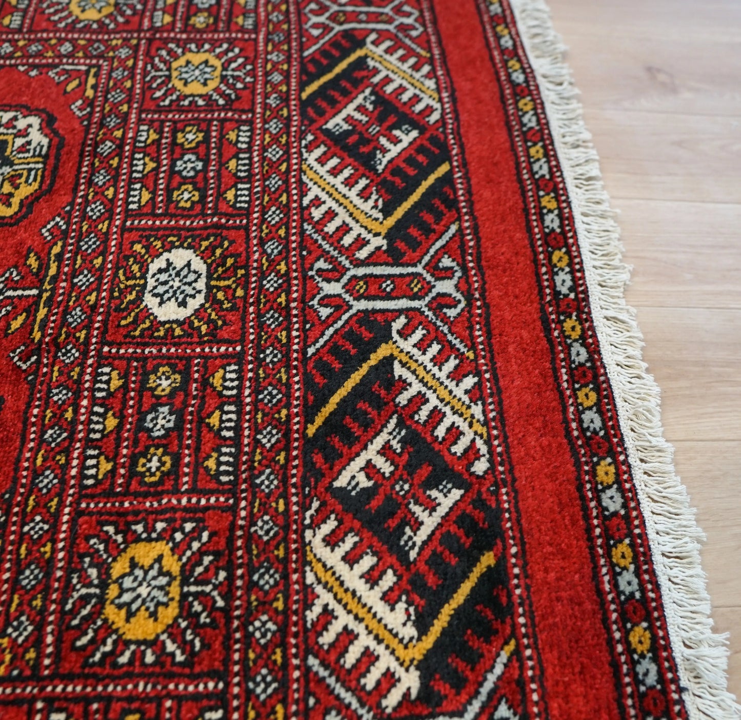 172×94cm パキスタン手織り絨毯 Decorworks