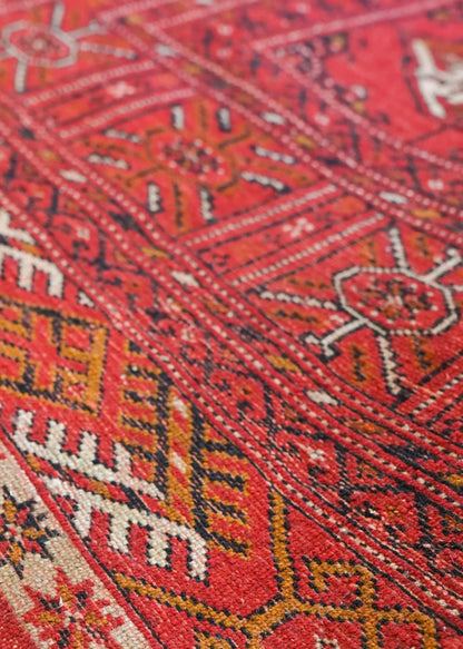 192×126cm　トルクメン ボハラ手織り絨毯 Decorworks