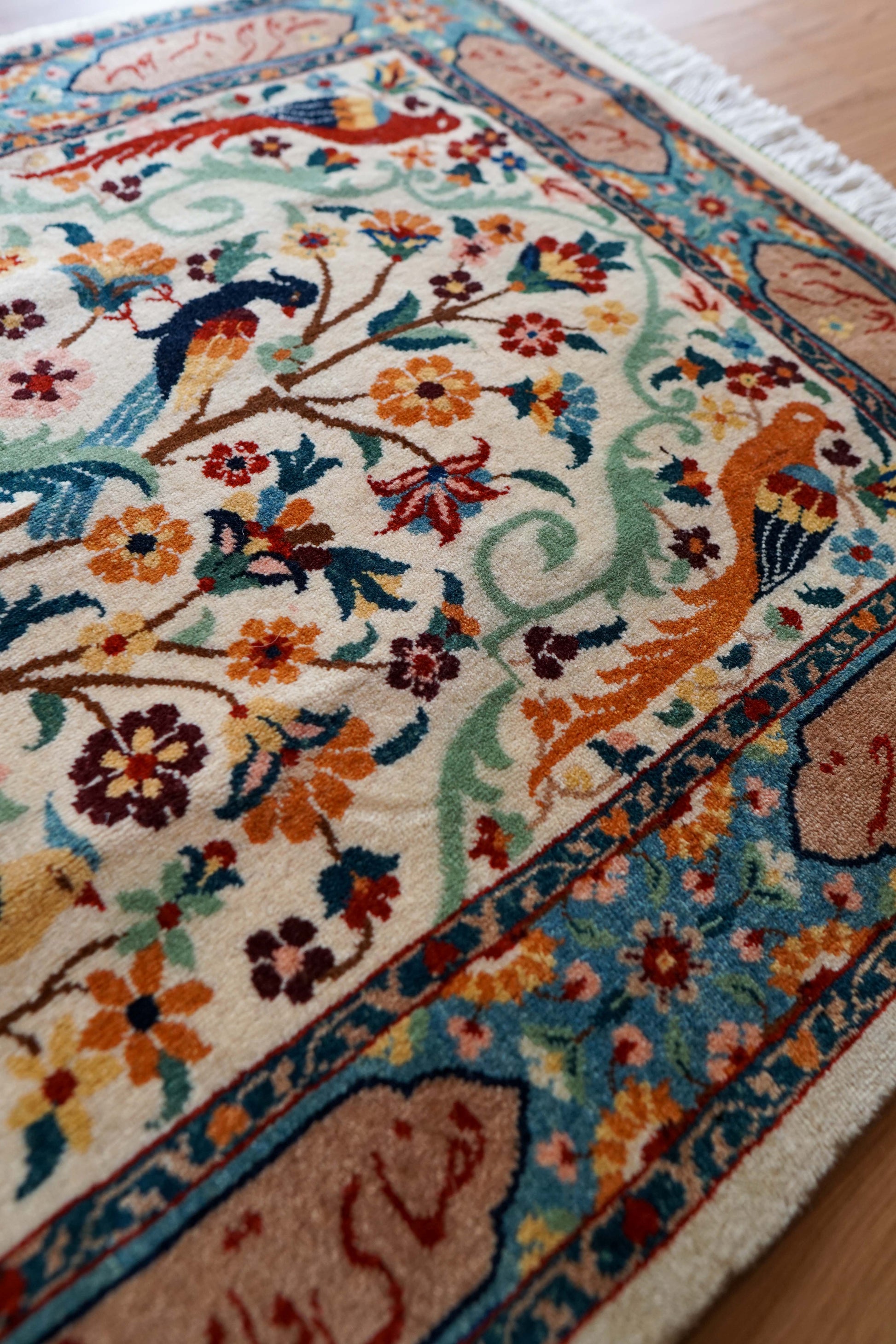  ペルシャ絨毯 バラミン waramin 130×85cm