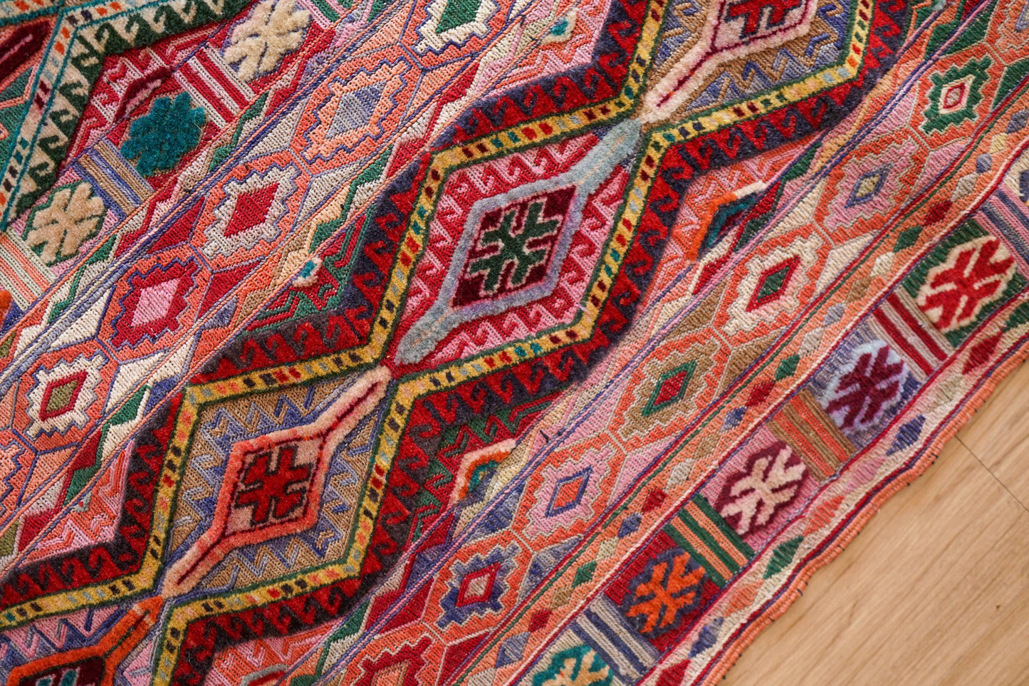 アフガニスタン 手織りマシュワニキリム 180×143cm fine quality