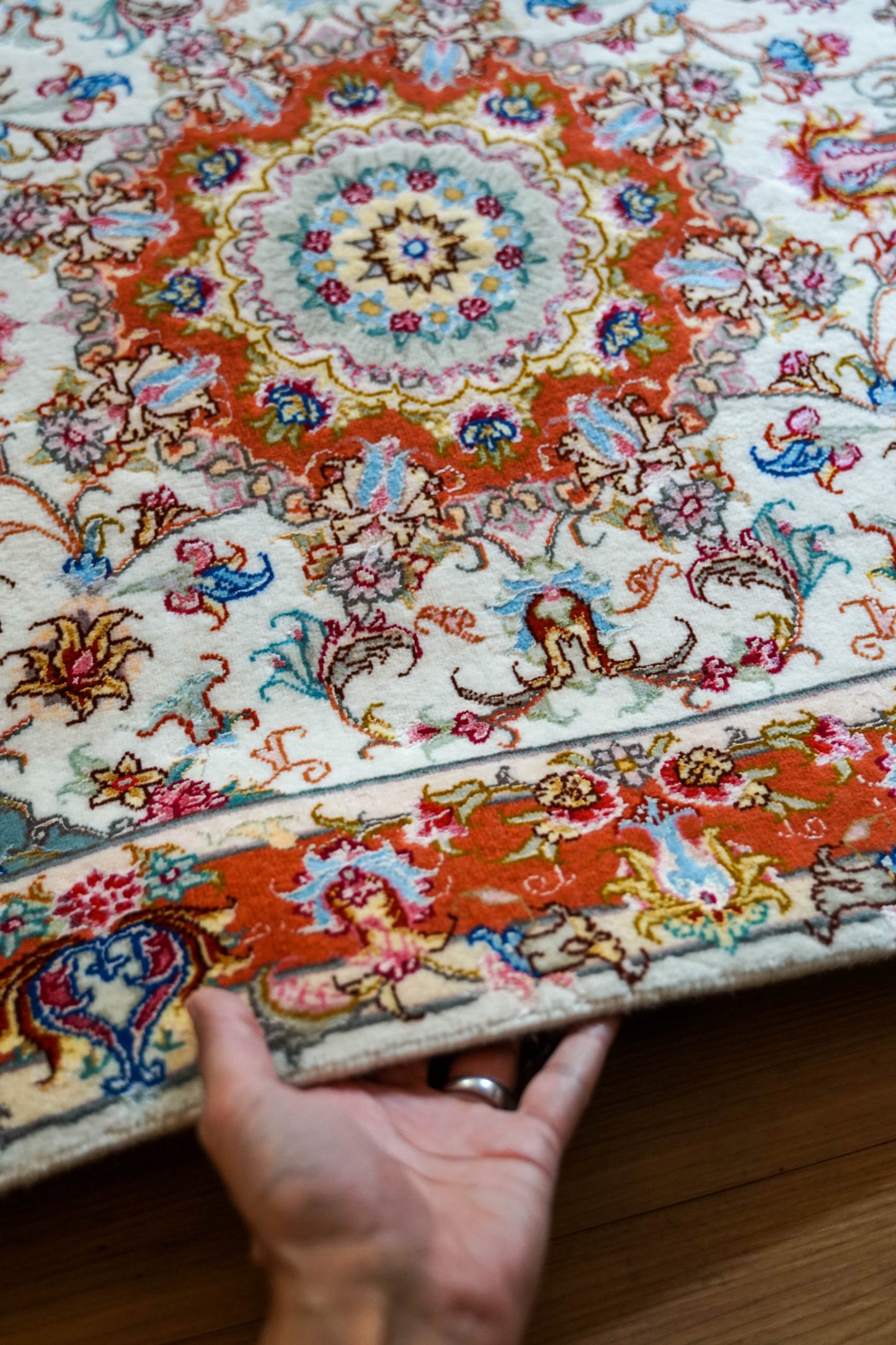 ペルシャ手織り絨毯 タブリーズ産 50RAJ 124×73cm｜ウール＆シルク