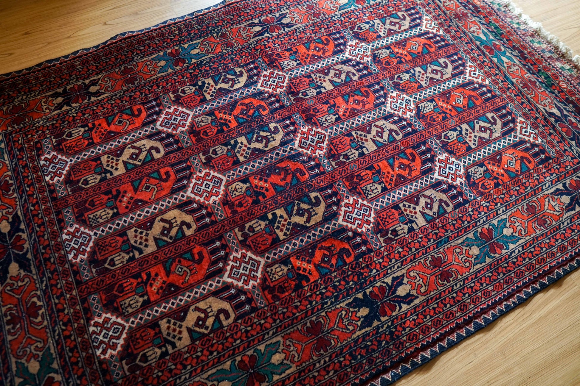  アフガン手織り絨毯 トルクメン ラグ 150×101cm