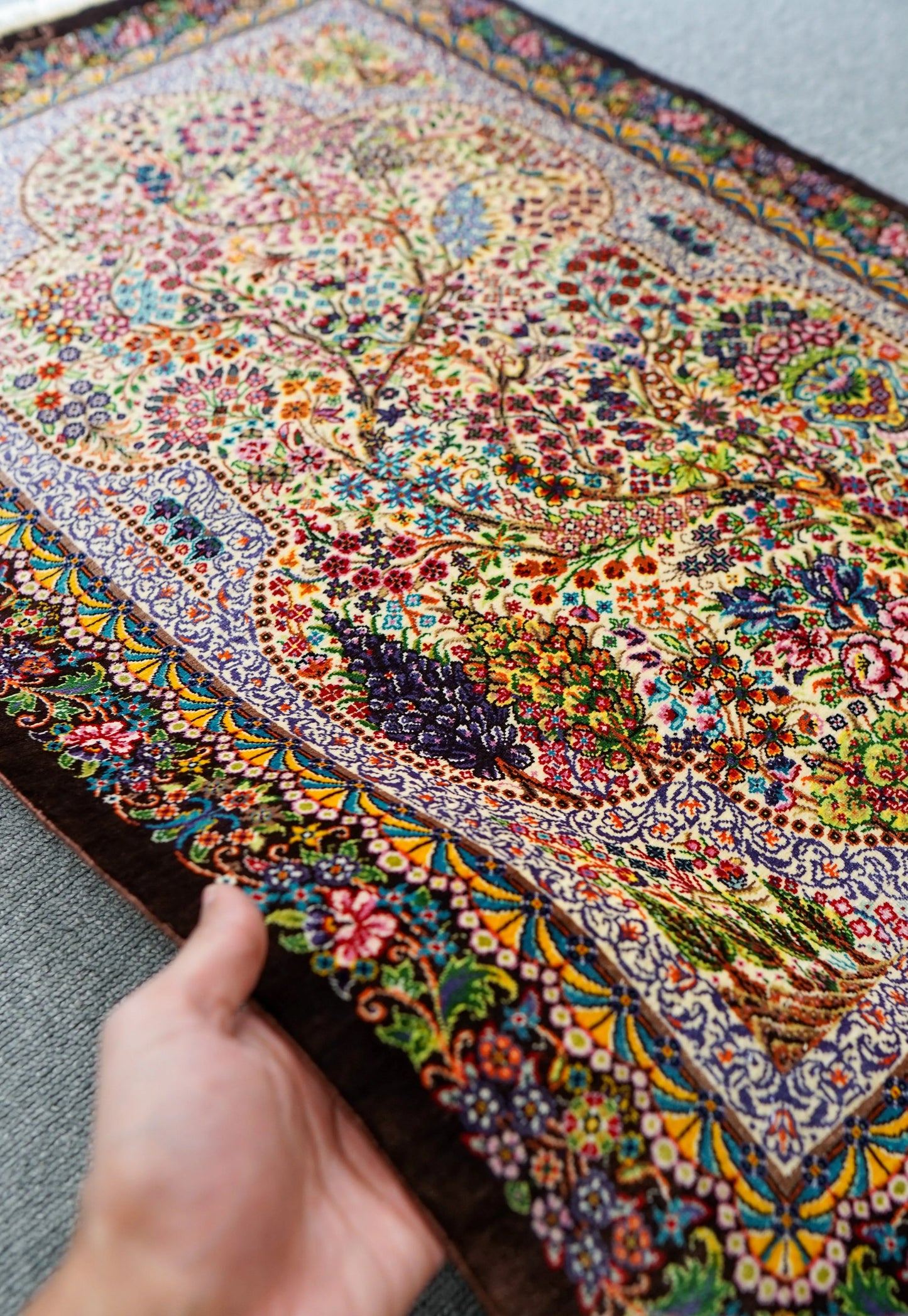 90×61cm　【ペルシャ絨毯　クム産　ナーリイ房　シルク 100%　】 Decorworks