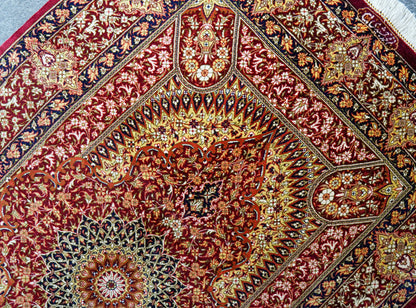 125×81cm　ペルシャ絨毯　クム産　モハメドジャムシェヂ房　シルク 100%　証明書付 Decorworks