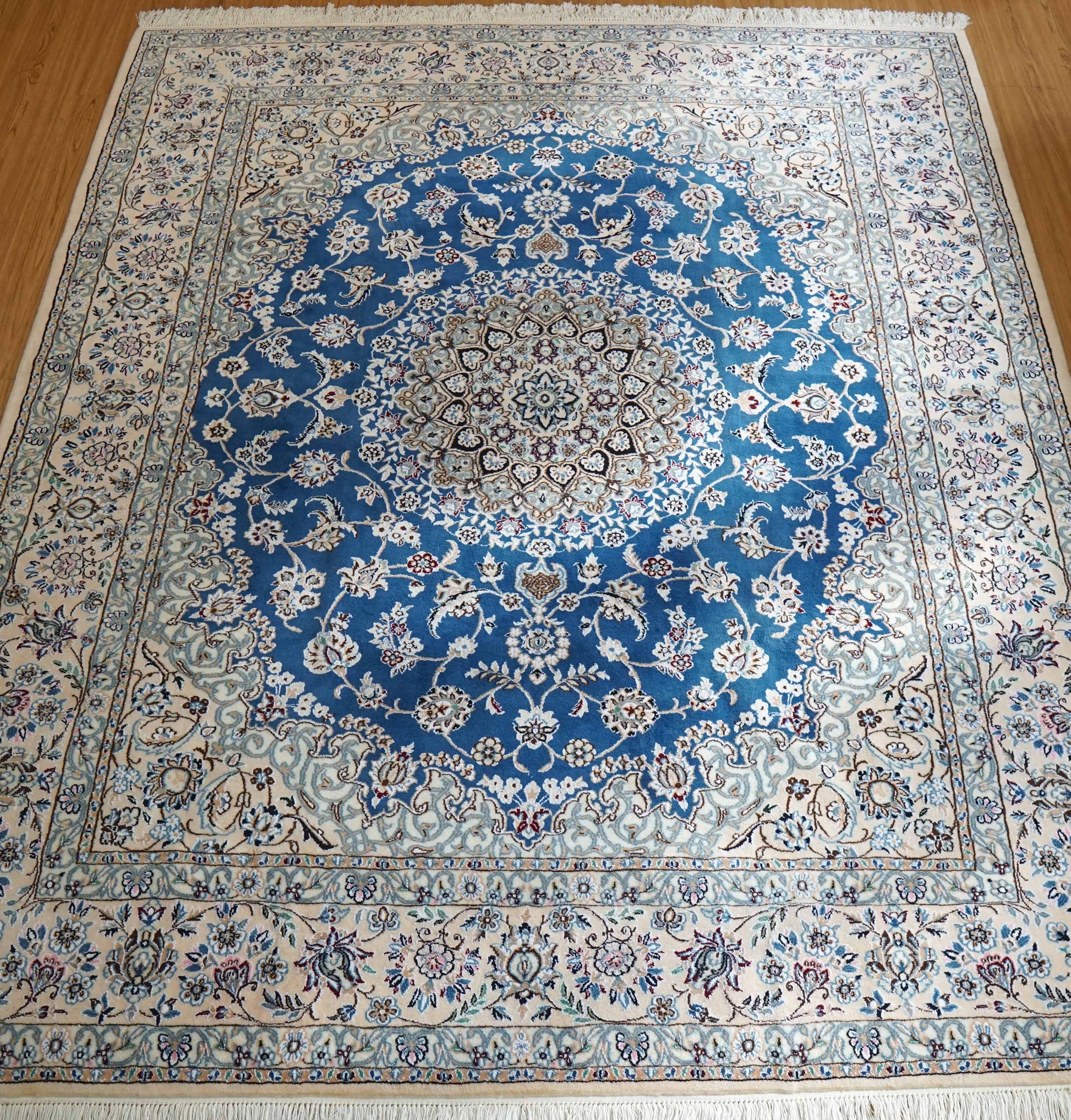  ペルシャ絨毯 ナイン産 250×204cm　