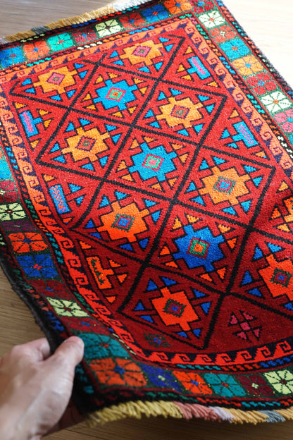 トライバルラグ　バルーチ族　ペルシャ77×55cm