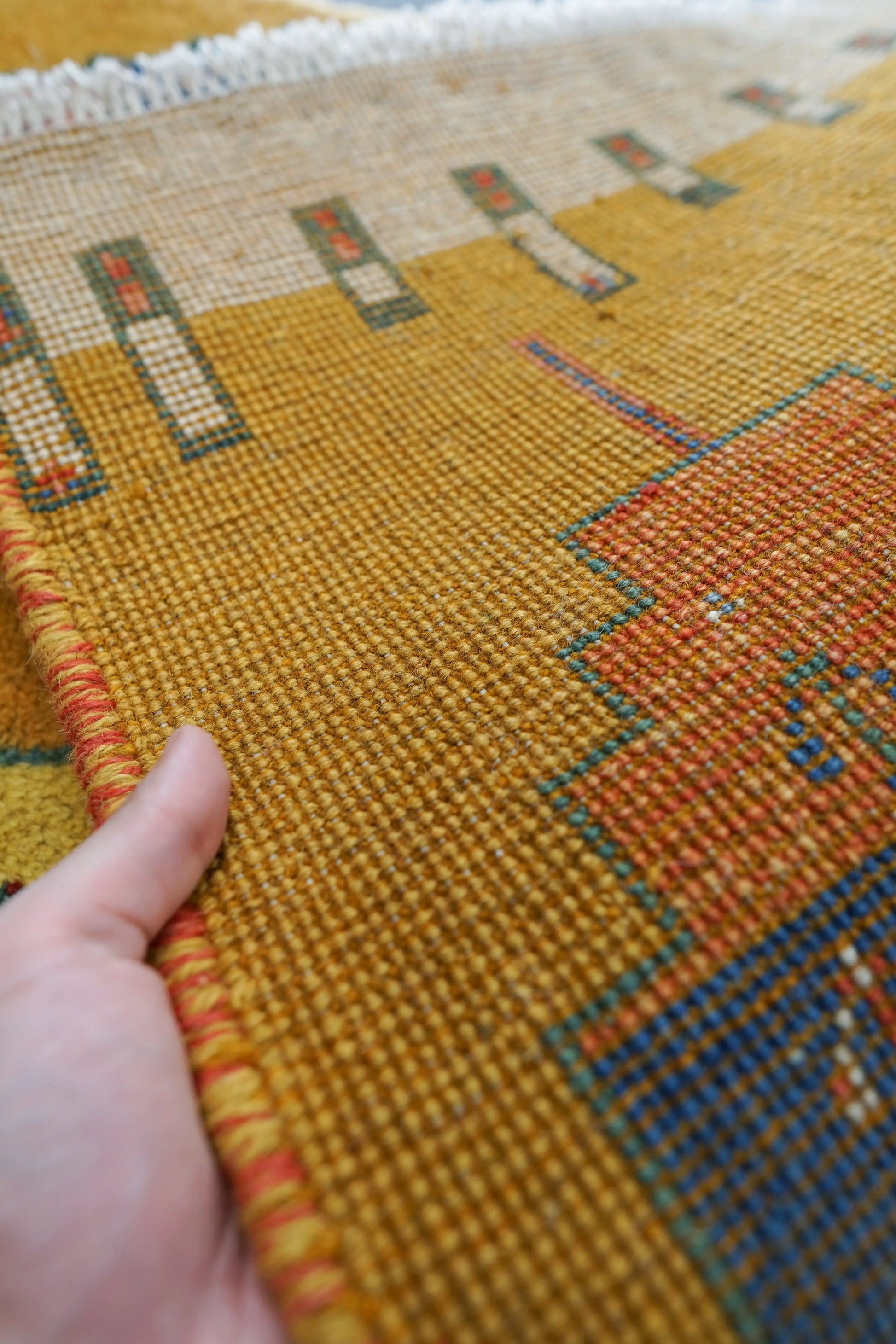 89×66cm　【ペルシャ絨毯 手織りギャッベ】 Decorworks