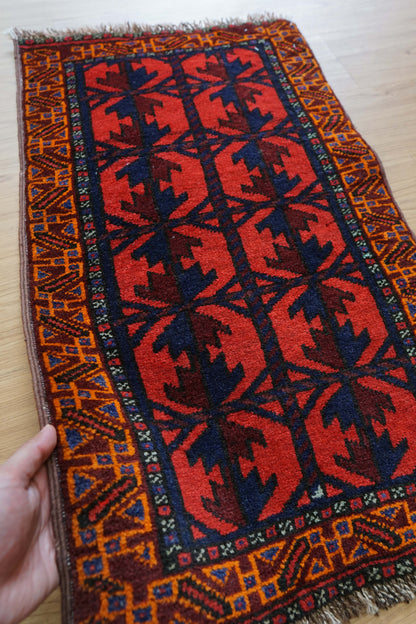  トライバルラグ バルーチ族 82×48cm ヴィンテージ ラグ