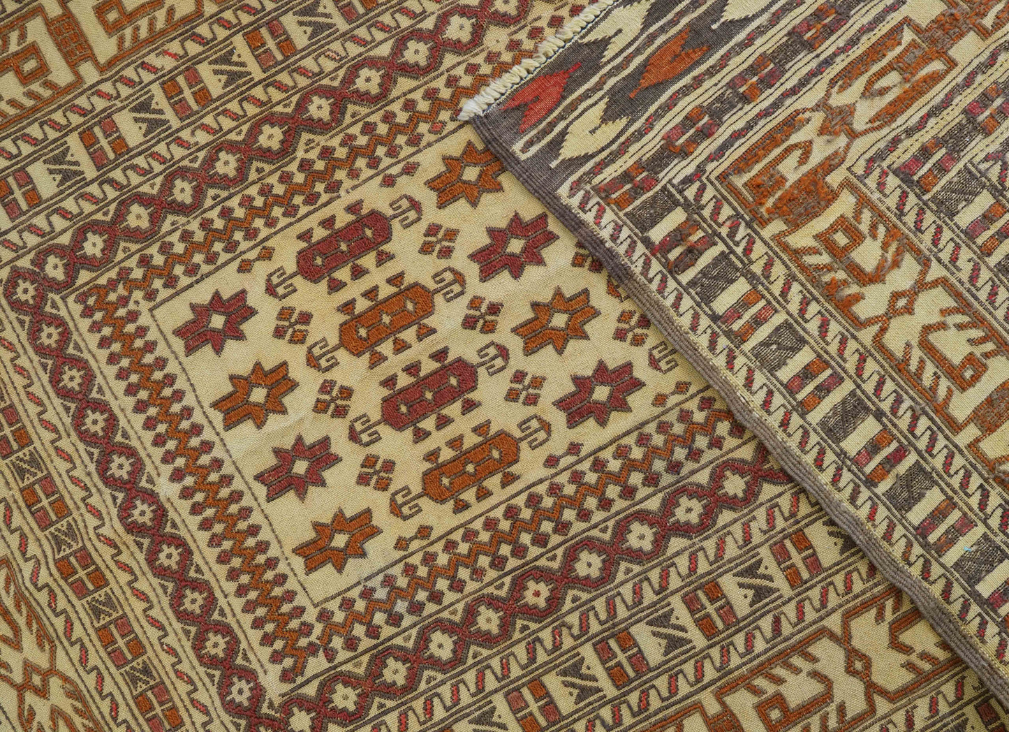  190×131cm　ペルシャ手織りキリム