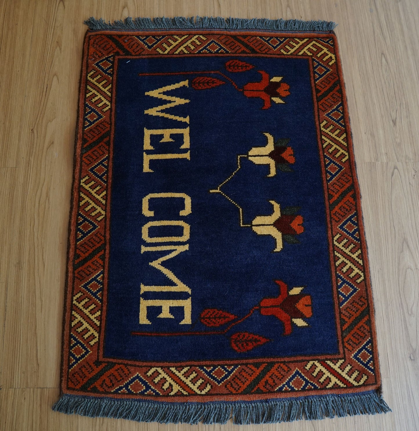 Collection アフガニスアン手織り絨毯　85×61cm