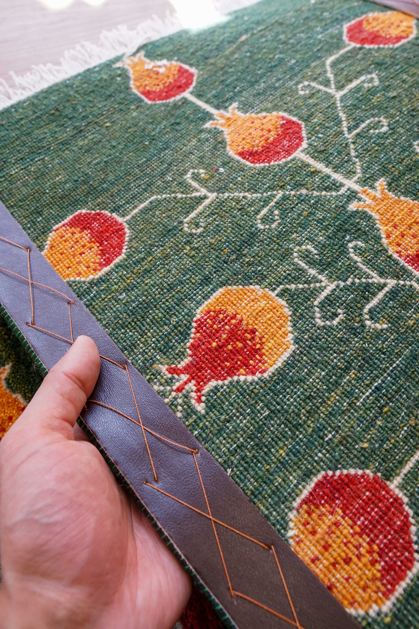 ペルシャ絨毯 カシュクリギャッベ リズバフトギャベ 117×43cm ランナー