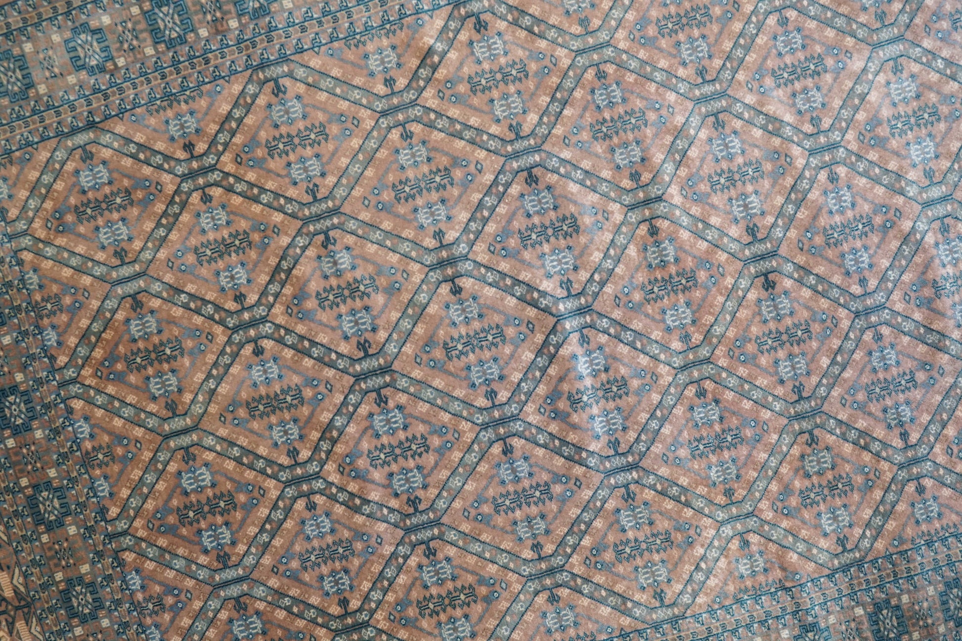  217×153cm パキスタン手織り絨毯 Fine quality11/22