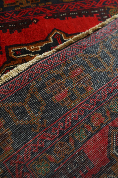 ペルシャ絨毯 バルーチ トライバルラグ 187×114cm