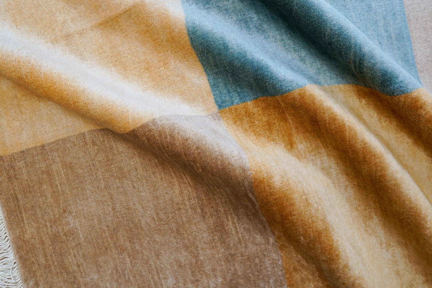  パキスタン手織りギャッベ 221×154cm